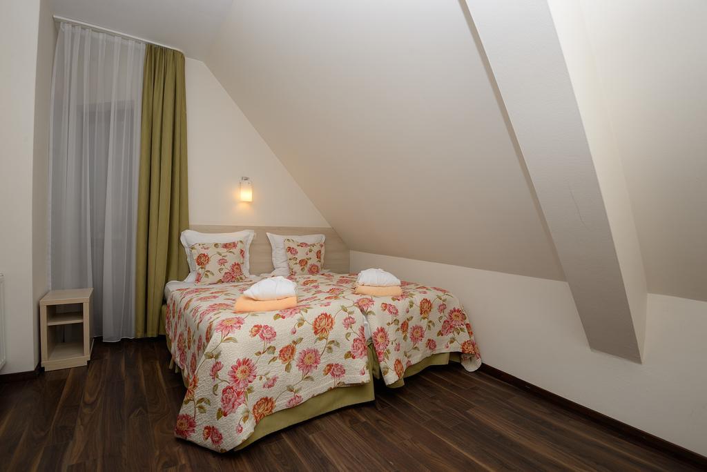 Hotel Nad Przelomem Sromowce Niżne Rom bilde